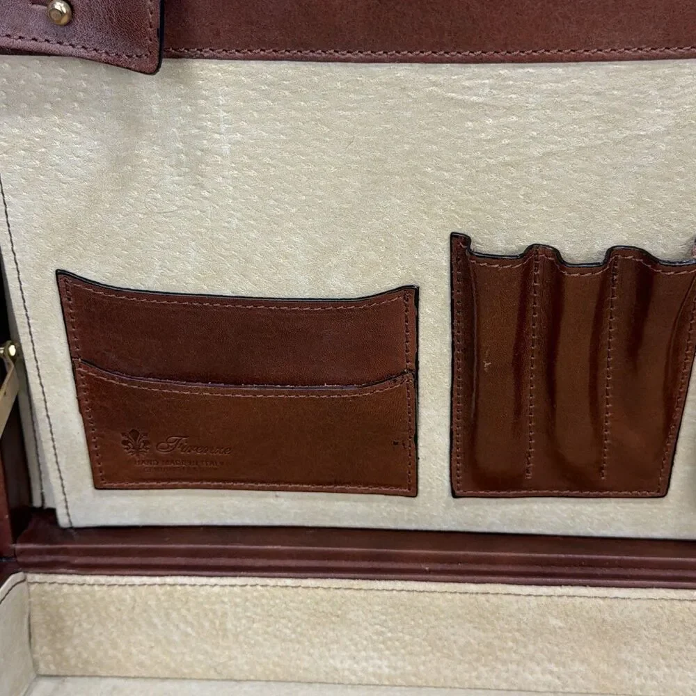 Divina Firenze carry your